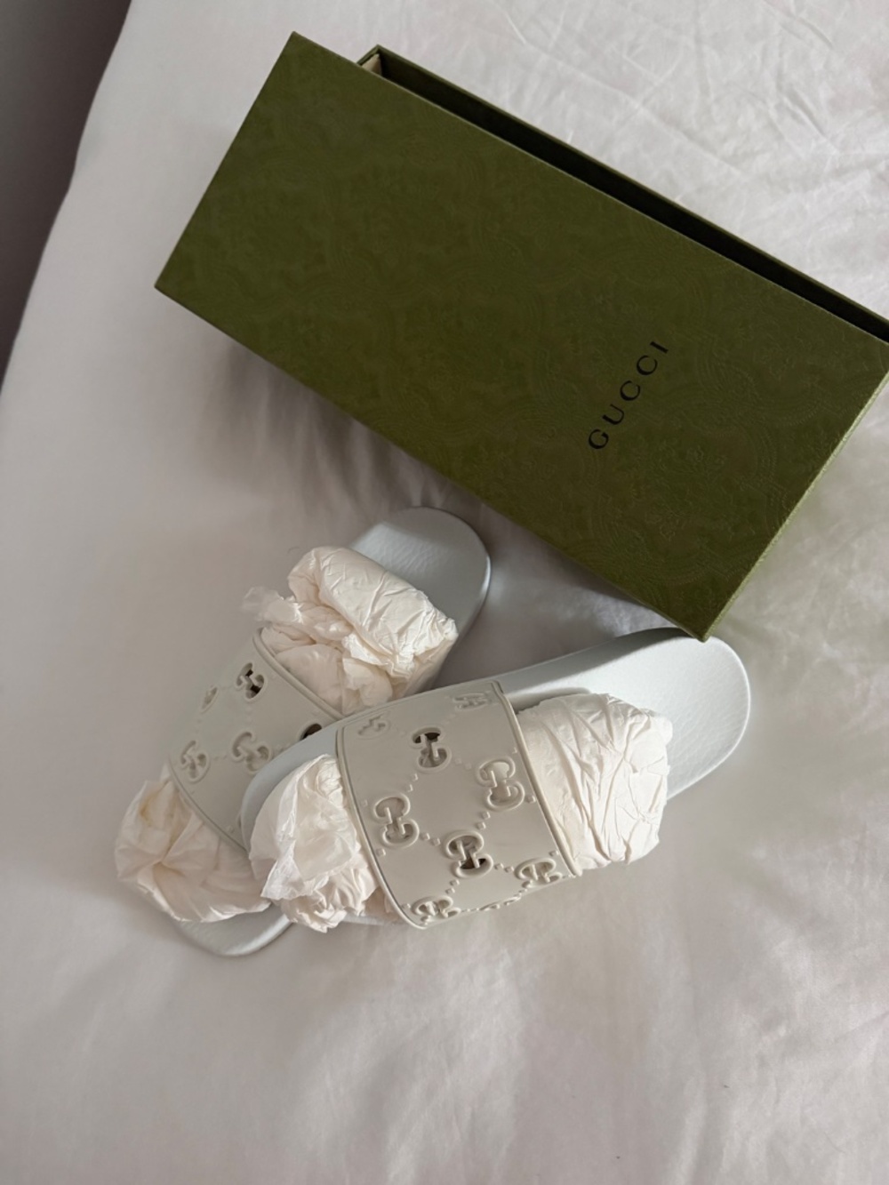 GUCCI Slides Women Size 7 - Picture 3 of 3